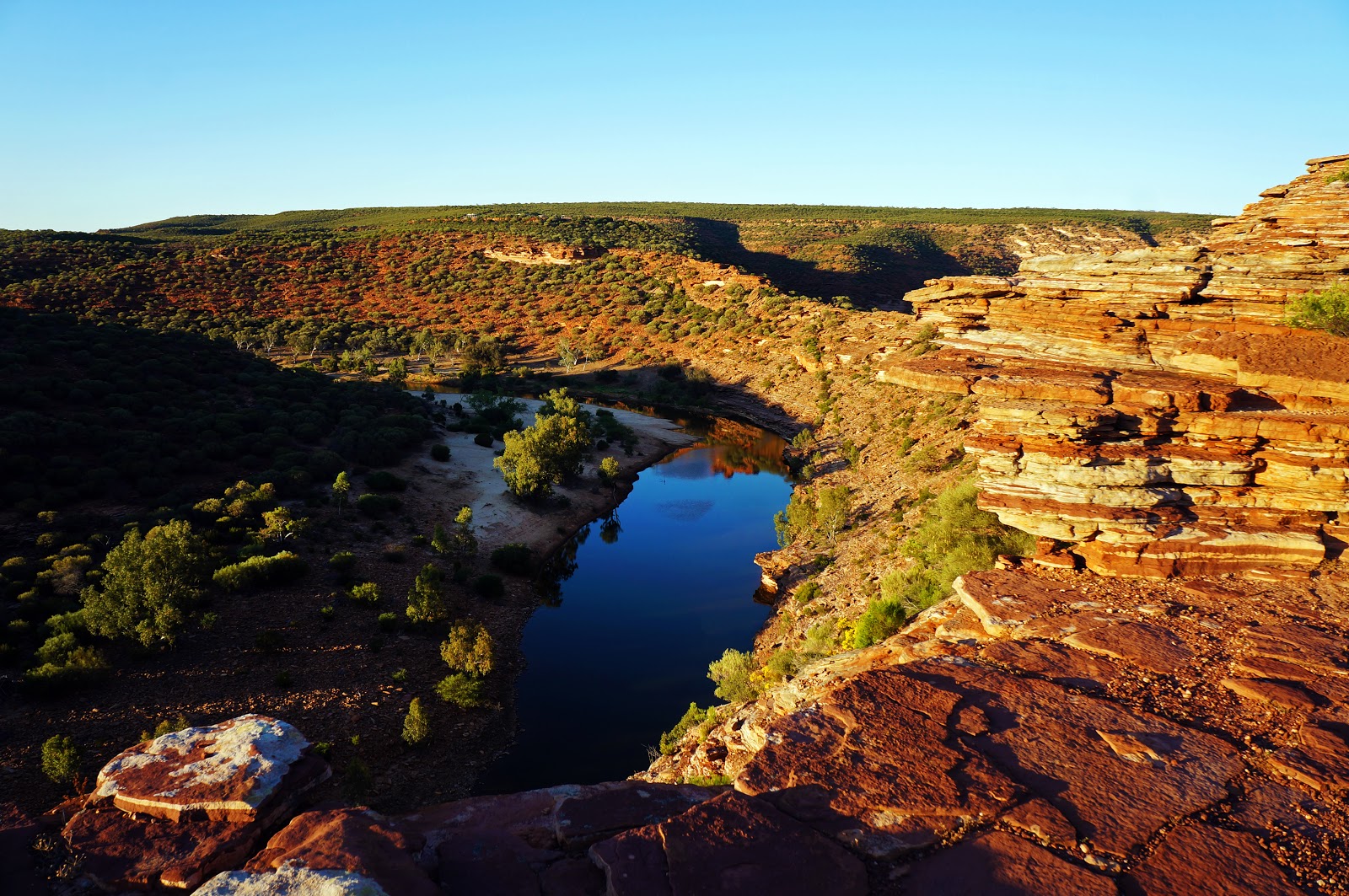 The Loop Walk (Kalbarri National Park) The Long Way's Better