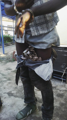 1e Photos: Suspected robbers arrested while stuffing N1.5m robbery proceed into their private parts