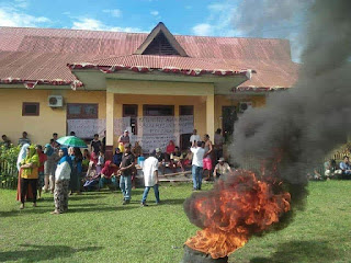 Warga Gorua Boikot Kantor Camat Tobelo Utara