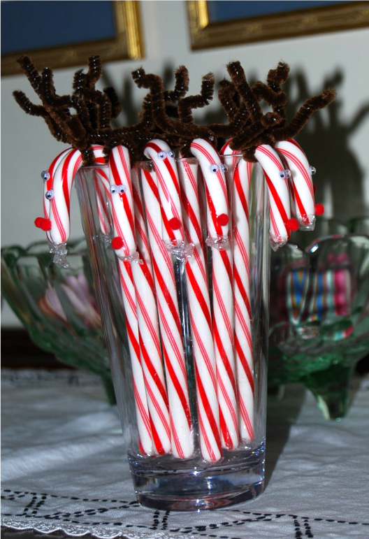 Homemaker's Journal Candy Cane Reindeer Ornaments