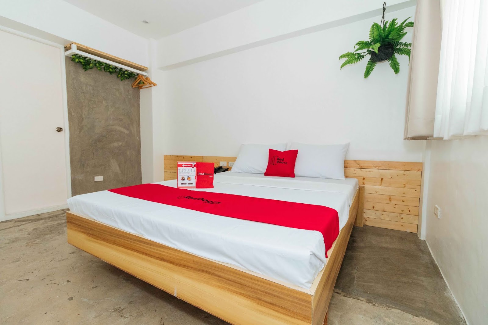 RedDoorz Hotel Booking Site Expands In The Philippines The Filipino