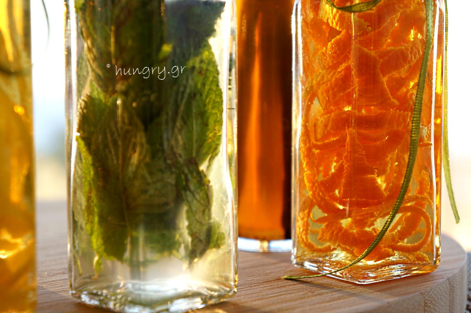 Kitchen Stories Flavored ExtractsDIY