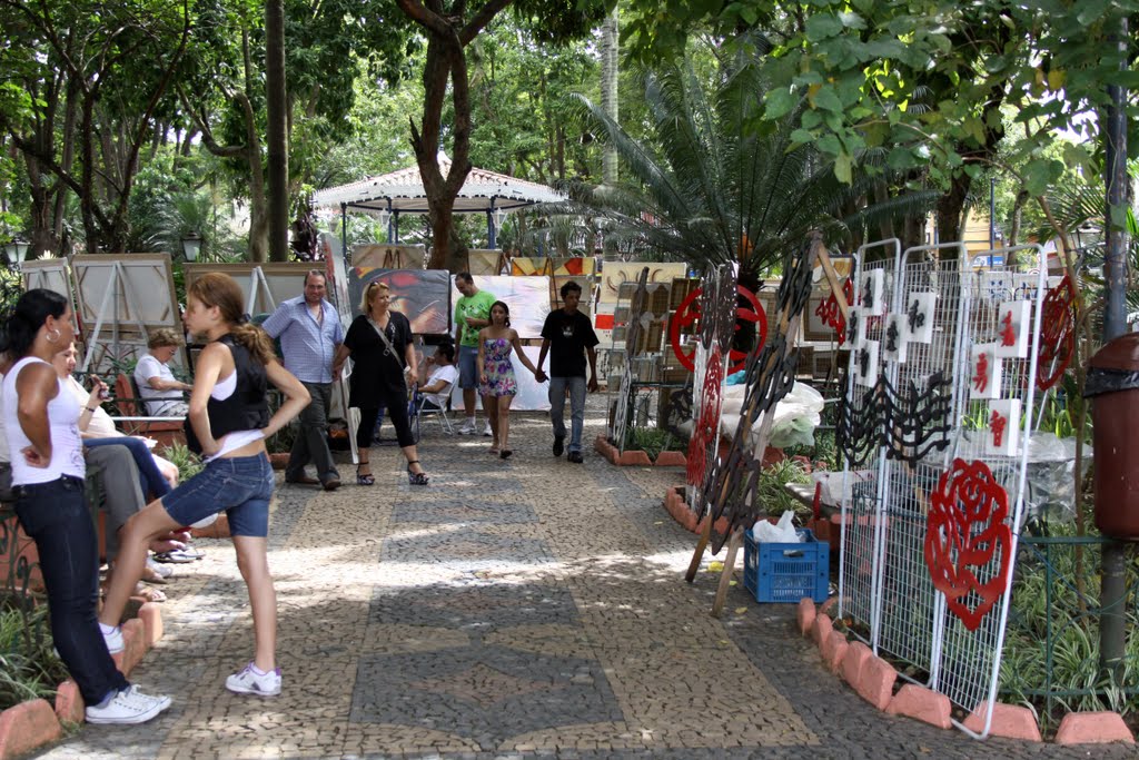 LUKY BIJOUX FEIRA DE ARTESANATO EMBU
