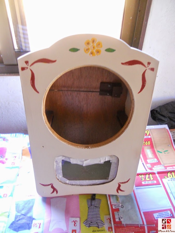 reloj pintado con pintura tiza y estarcido