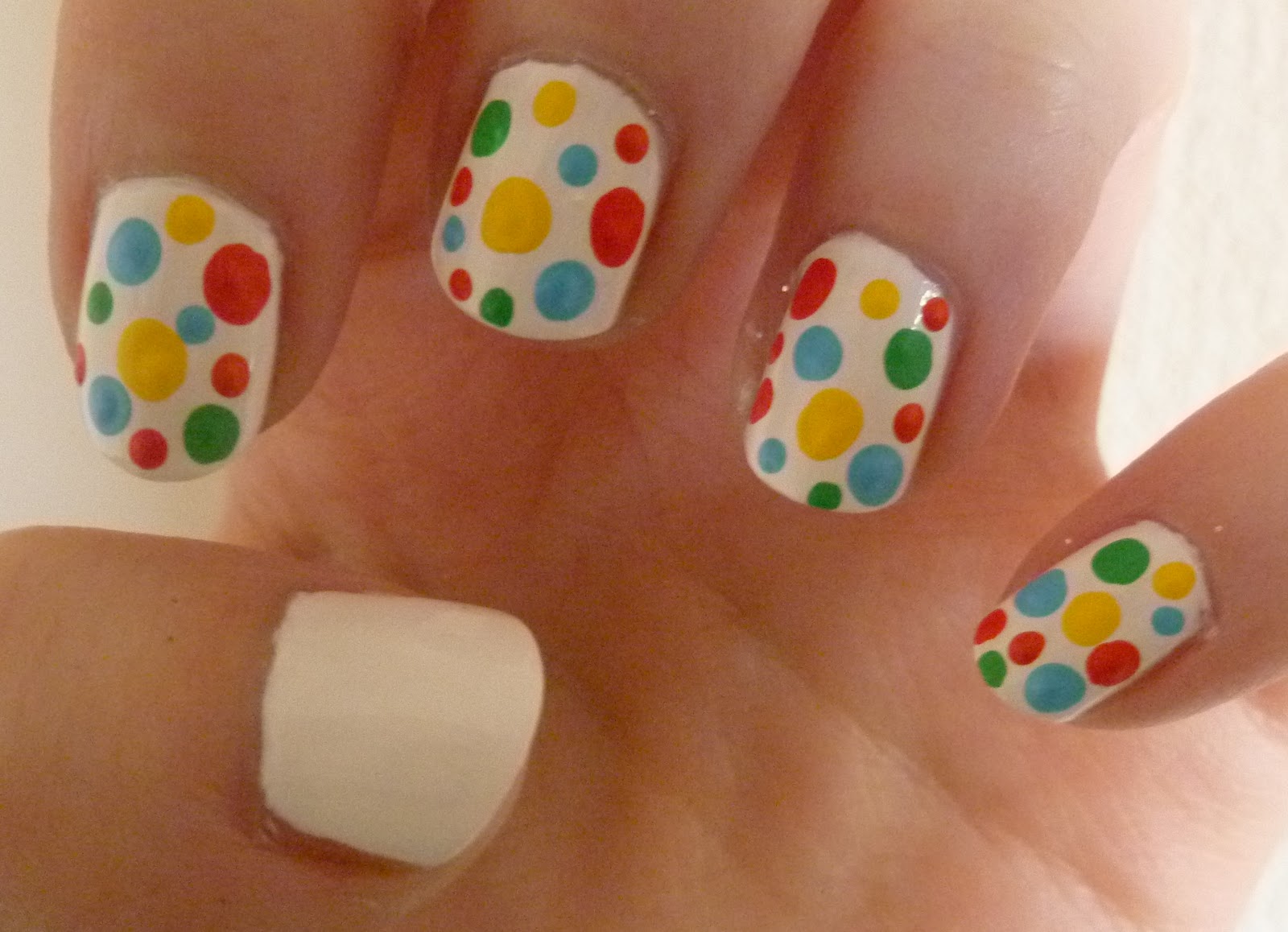 Coleyyyful: A Beauty & Fashion Blog: How to create Children In Need Nails!
