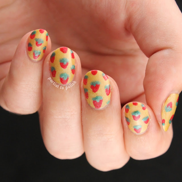 Holographic Strawberries Featuring Doctor Lacquer Carotene Holo, piCture pOlish O'Hara & B Squared Lacquer Change The Game
