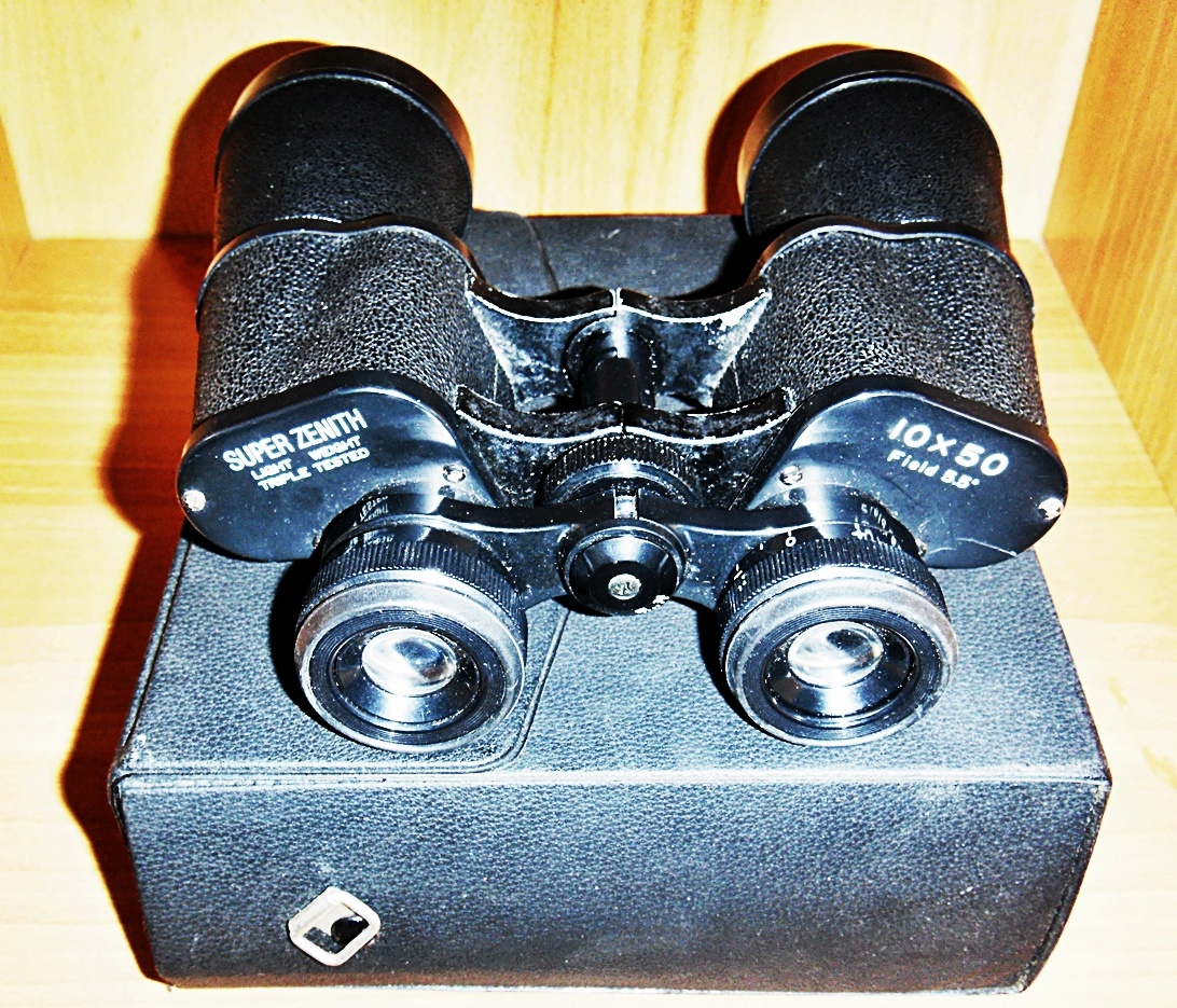 Pickemates Earlier days Binoculars (Made in Japan) 60