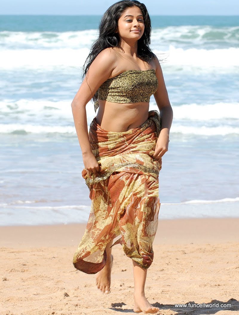 a href="https://useloos.blogspot.com/2011/06/priyamani-blasting-in-swi...