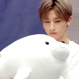 나이는 나보다 어린데 목소리가 오빠인 몬스타엑스 아이엠 | 인스티즈