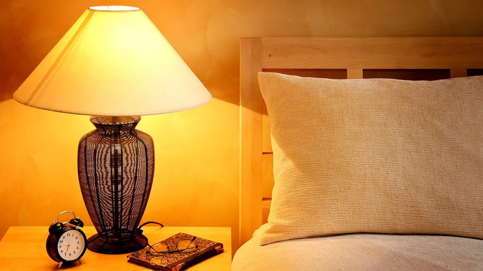 Image of a prescription pill bottle