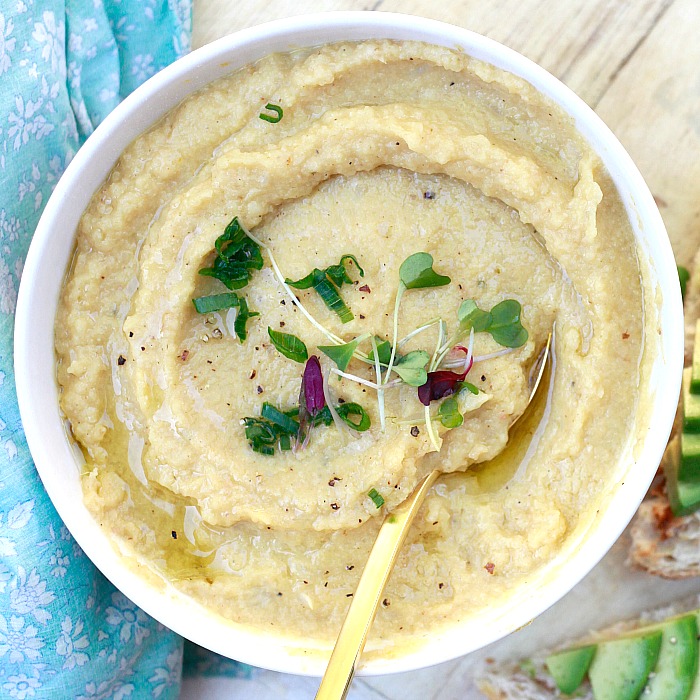 Easy Vegan Roasted Cauliflower and White Bean Soup