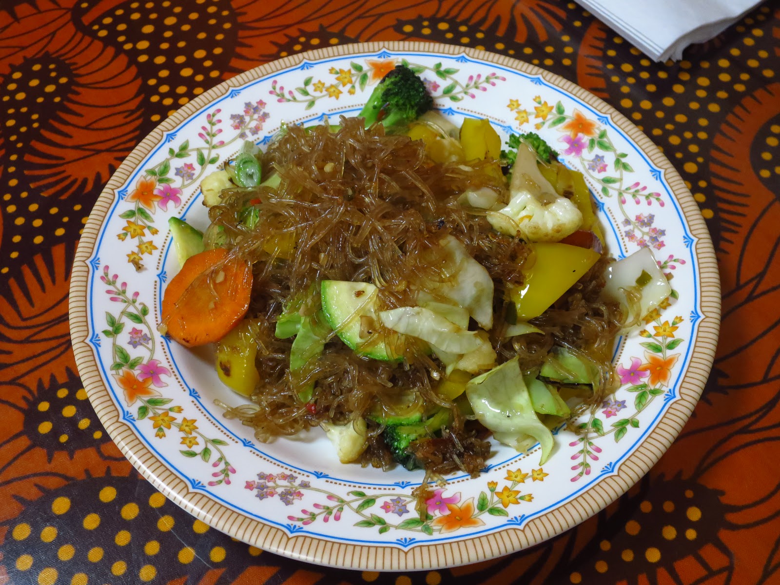 Smokin' Chokin' and Chowing with the King Ghin Khao Eat Rice