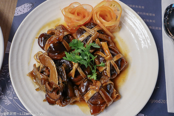 《台中.南屯》天菜豐巢VeGood蔬果饗宴|上百道中西式創意料理|新鮮食材|舒適環境|頂級享受 《台中.南屯》天菜豐巢VeGood蔬果饗宴|上百道中西式創意料理|新鮮食材|舒適環境|頂級享受