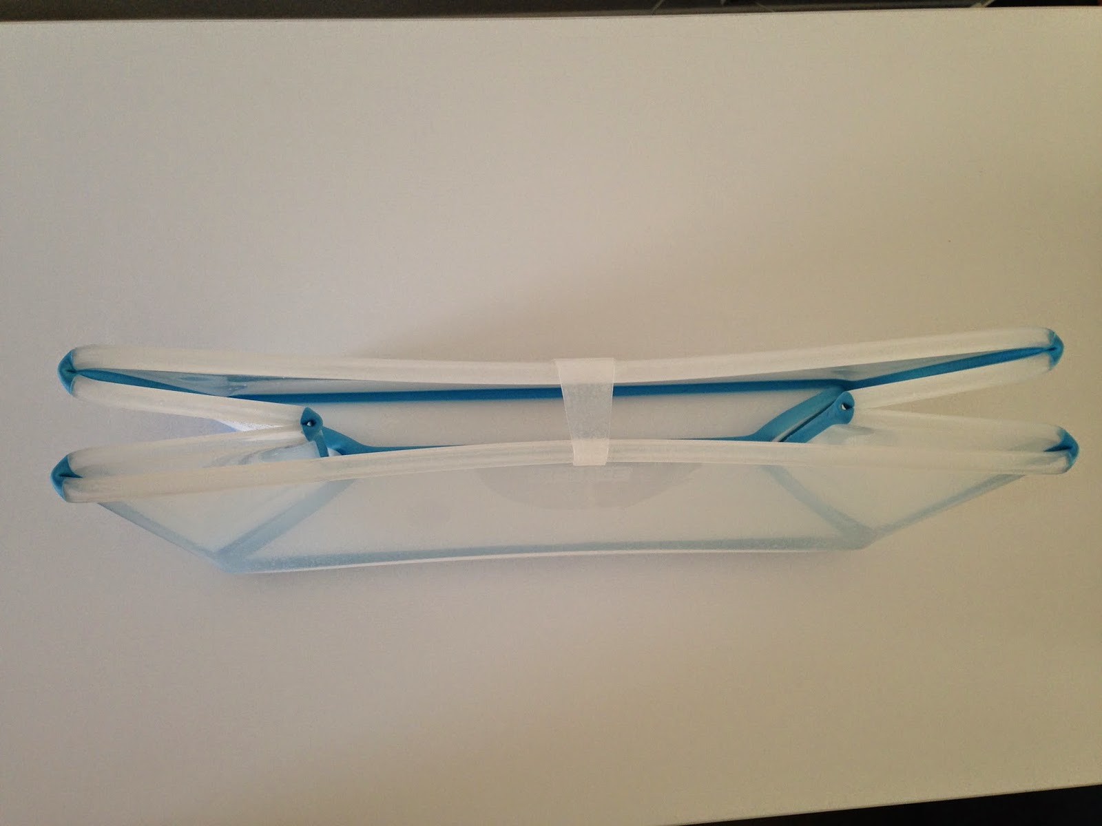 SEMI FASHION Stokke Flexi Baby Bath & John Lewis Bath Support