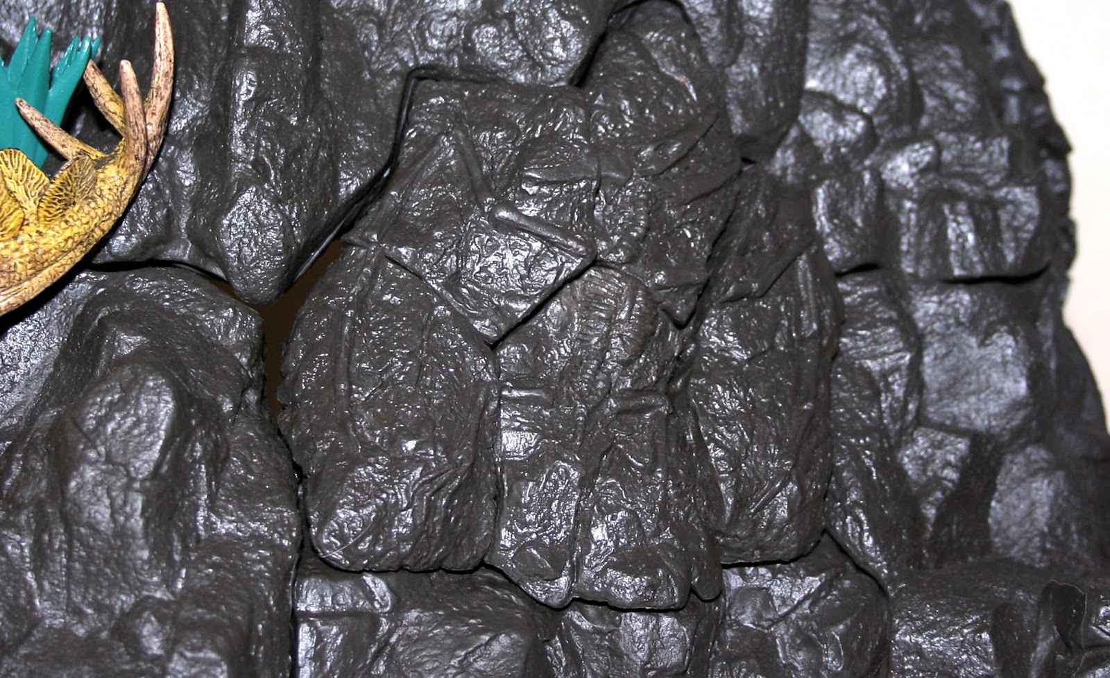 schleich giant volcano set