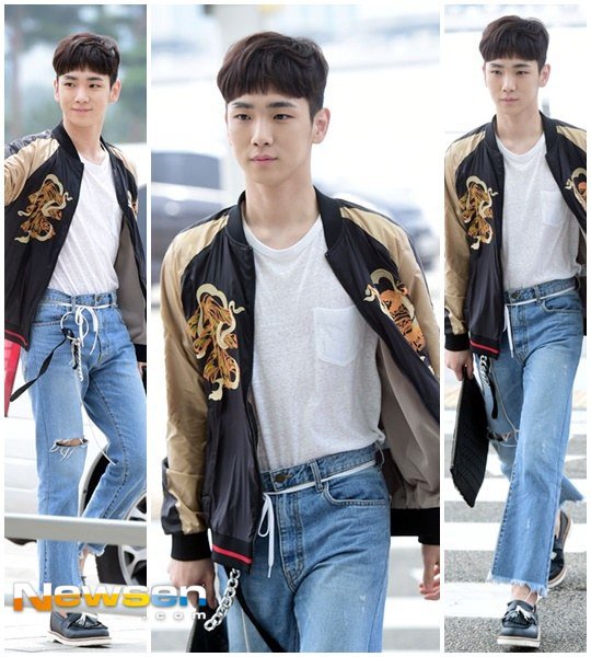 Kpop Key Amuses With His Shoe LaceBelt Fashion Kpop News And Lyrics