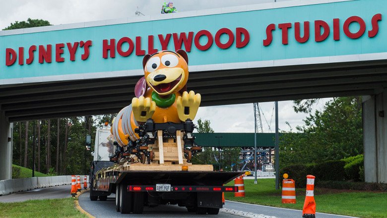 disney parks slinky dog toy