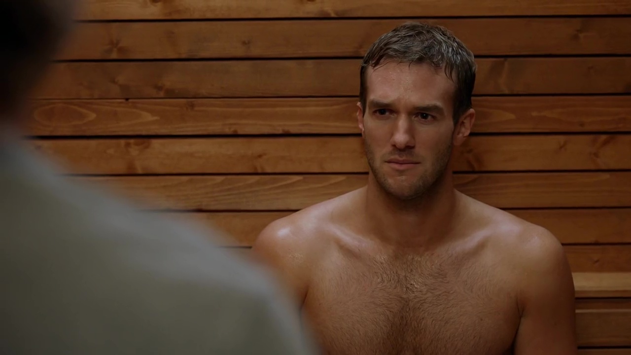 Andy Favreau shirtless in The Mick 1-12 "The Wolf" .