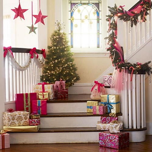 18 And Luxury Diy Christmas Decorations Everyone Will Love Mesmerizing Staircase Decoration Country Diy Christmas Decor Ideas Decorations Indoor