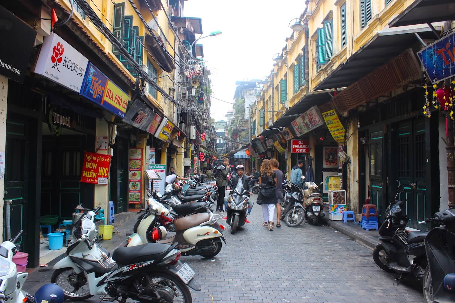hanoi old quarter street