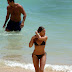 Relembrando Sónia Araújo de biquini na praia (2006)