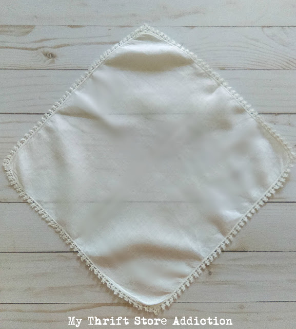 vintage linen and lace hankie