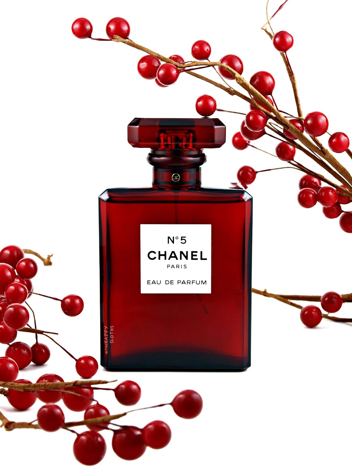 indtil nu sammentrækning gå Chanel | Holiday 2018 N°5 Eau de Parfum Red Edition: Review | The Happy  Sloths: Beauty, Makeup, and Skincare Blog with Reviews and Swatches