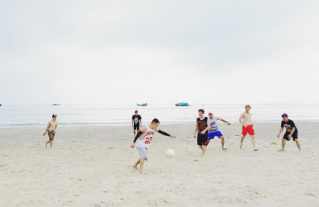 Những địa điểm đừng dại đi cùng người yêu vì chỉ nên đi với chúng bạn thân - Ảnh 12 Nhung dia diem dung dai di cung nguoi yeu vi chi nen di voi chung ban than - Anh 12