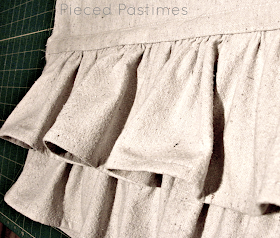 Pieced Pastimes: Ruffled Pillow Tutorial