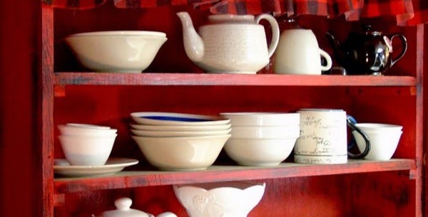 How to place the shelves in the kitchen