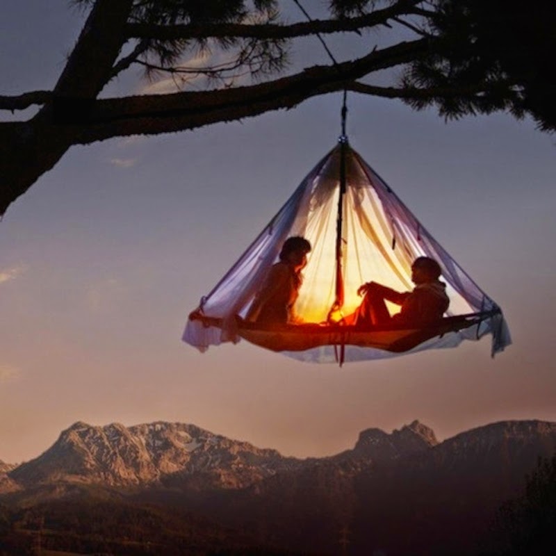 8. A human bird nest for napping. Using a Black Diamond Hanging Cliff (which costs around $500), you can suspend yourself just about anywhere and take in the unbelievable views. Just be careful that you are securely attached and know how to get down! - 21 Places to Take a Nap Straight Out Of Your Fantasies