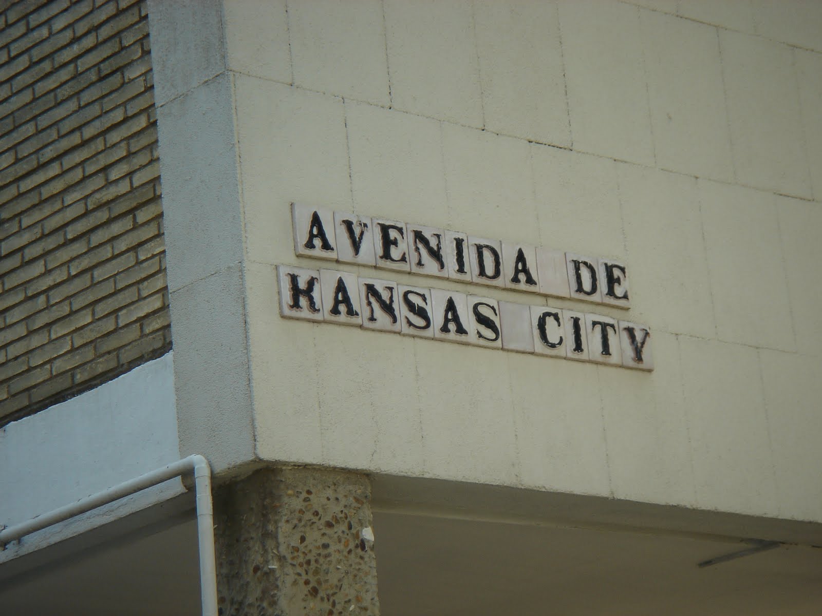 Redescubriendo Sevilla Sevilla, Kansas City, el indio y la madre que