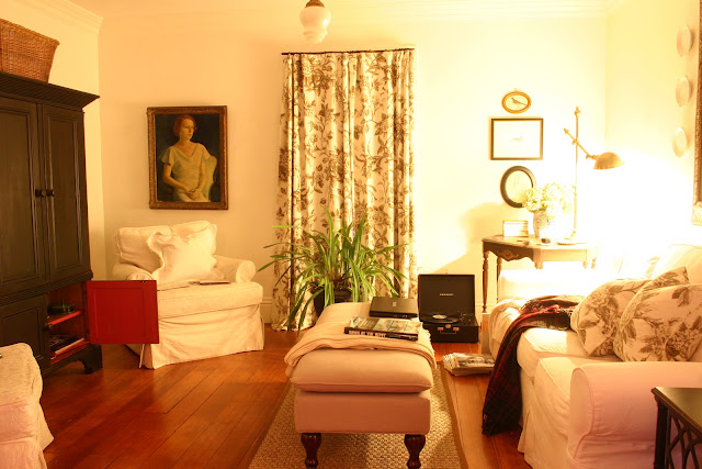 friday night - The Gardener's Cottage