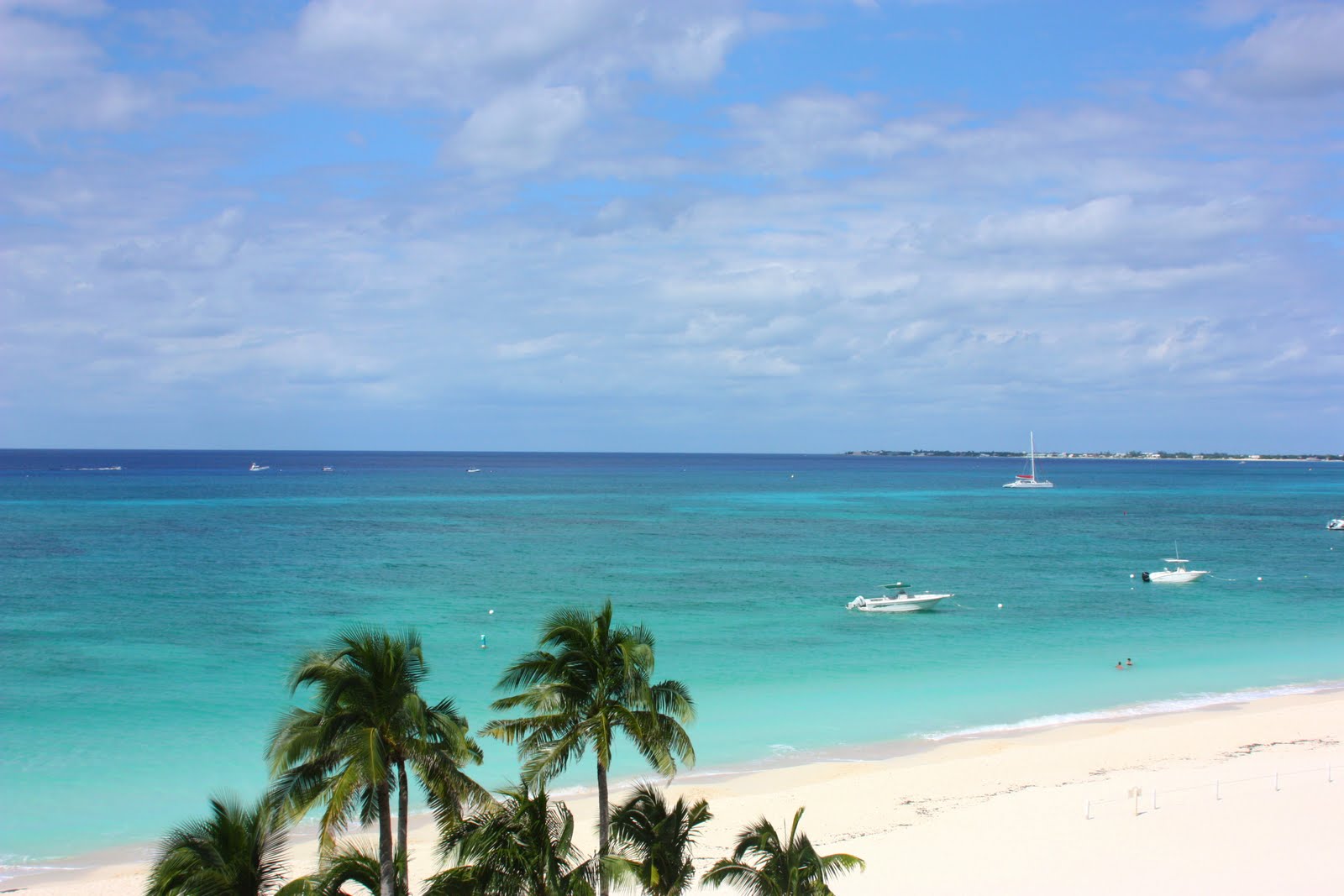Cayman Island - Caribbean Tourist Attraction - Exotic Travel Destination