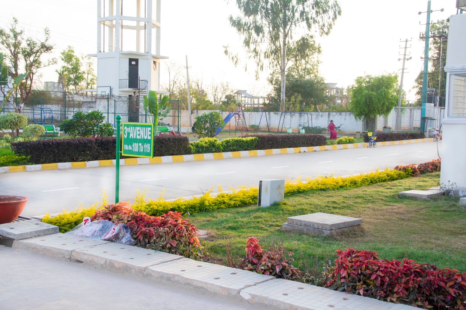 PeninsuLa LuXurY VillaS & ApartmentS at SarJapuR, Bangalore Peninsula