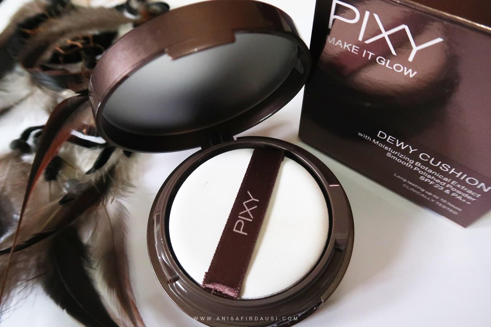 Review Pixy Make It Glow Dewy Cushion Medium Beige 301 Cushion Dengan Coverage Juara The A Word