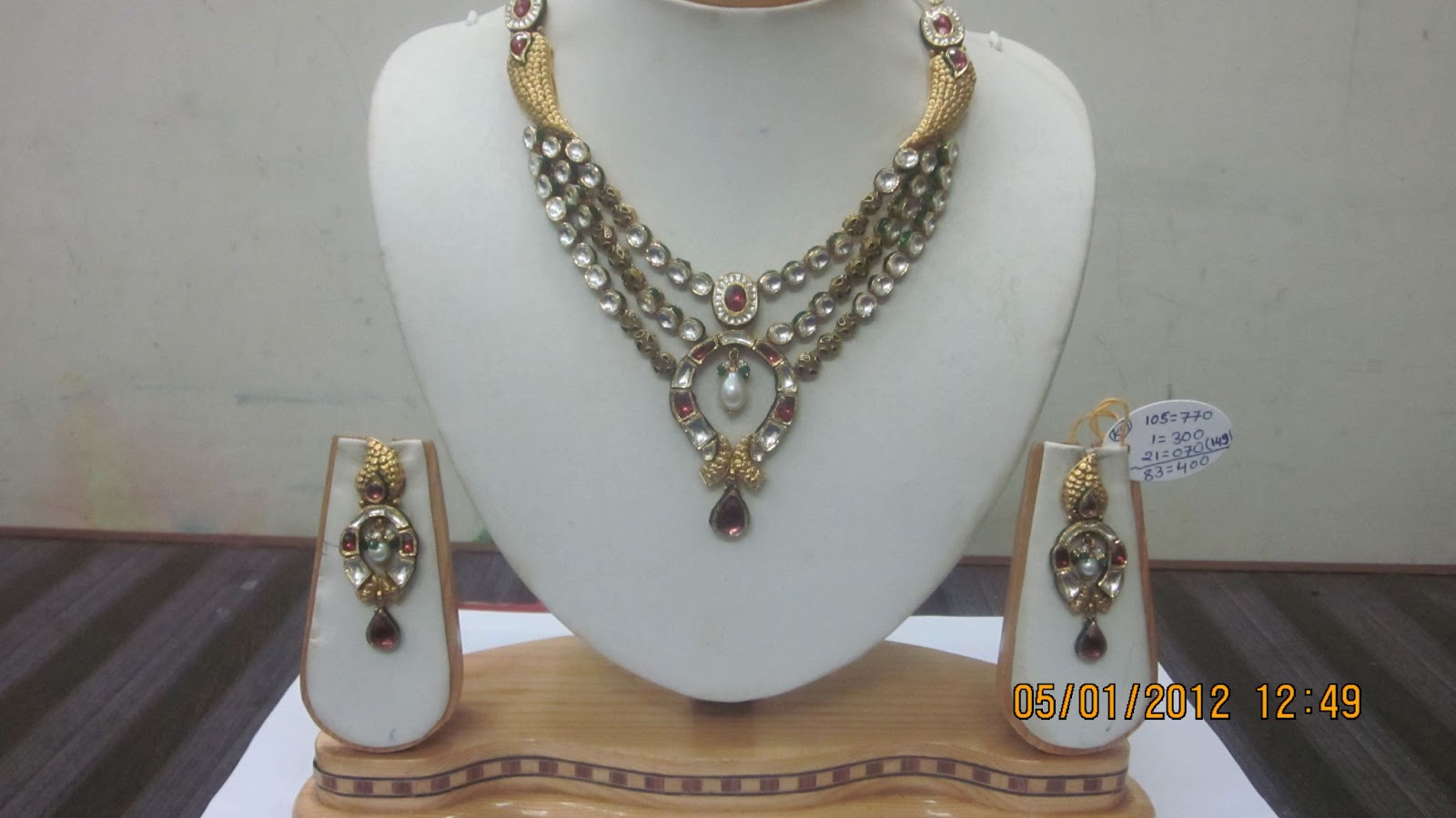 gold_ fashion_ jewellery CALCUTTA ANTIQUE NECKLACE