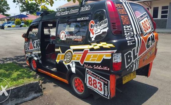 Kumpulan Gambar Modifikasi Mobil Angkot Unik