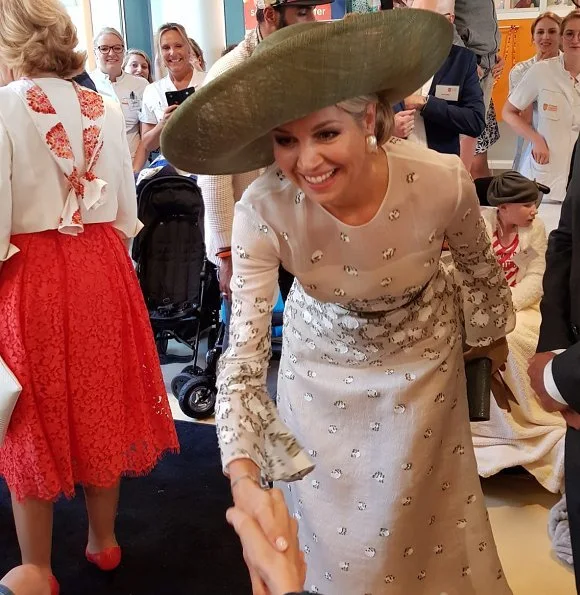 Queen Maxima wore Natan Lace dress.Queen Maxima attended the opening of Princess Máxima Center for Pediatric Oncology'new building