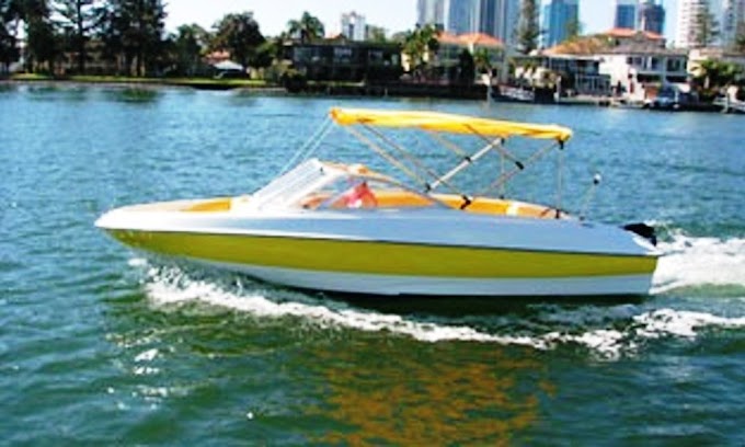 Enjoy Your Holiday With Party Boat Hiring Services In Gold Coast
