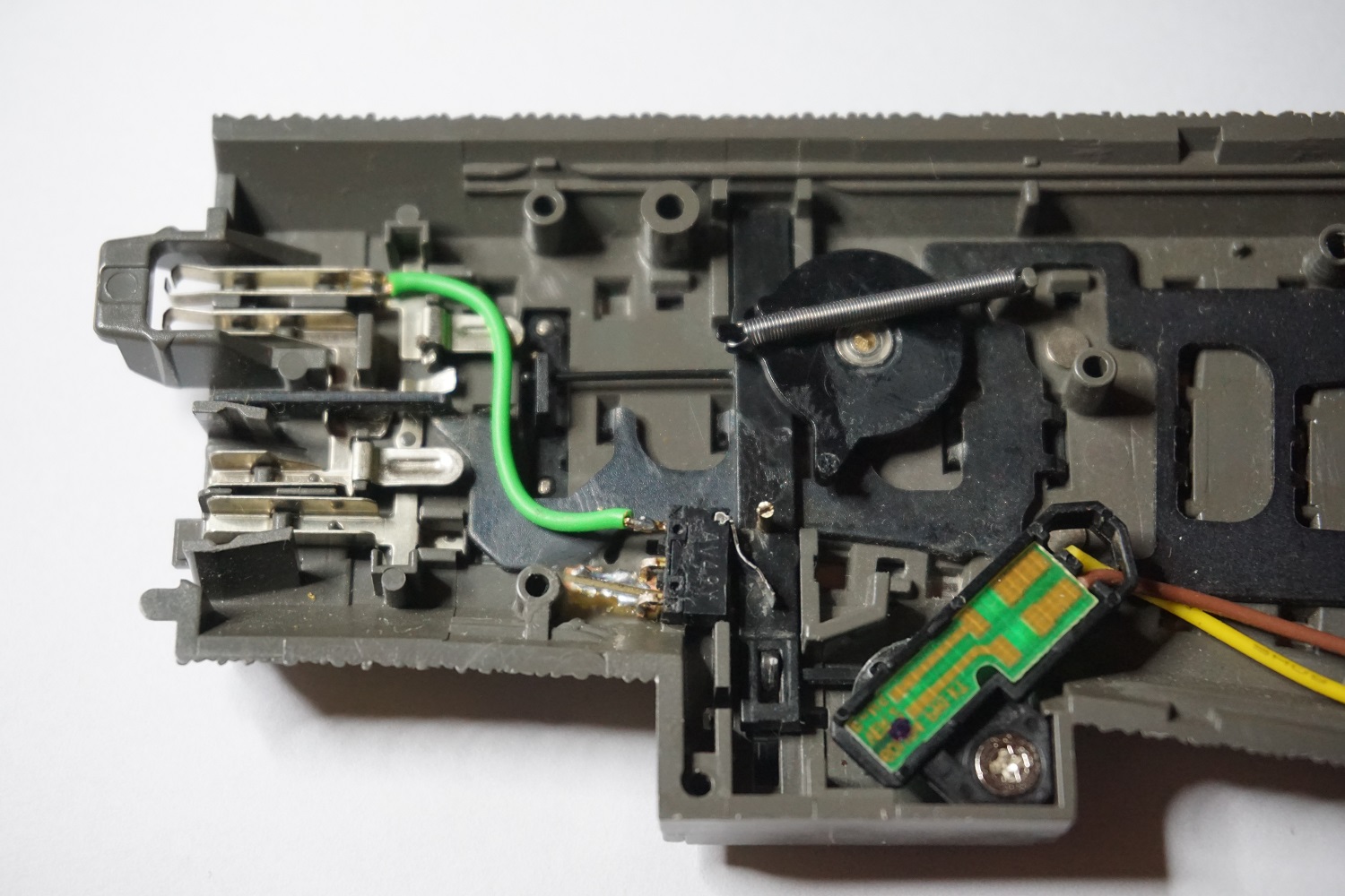 Modellbahn-Technik-Blog: Schaltbare Kontaktstrecke