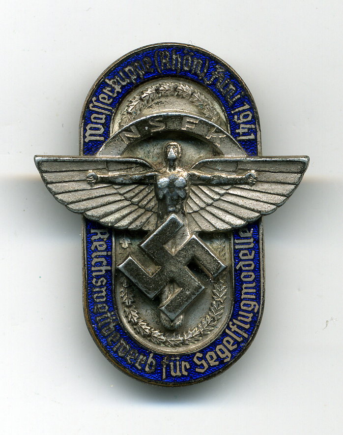 Ailsby Collection: NSFK Champion Model Fliers Badge