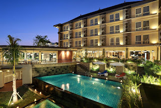 Hotel Career - GSA, Waitress at Golden Tulip Essential Hotel Career - GSA, Waitress at Golden Tulip Essential