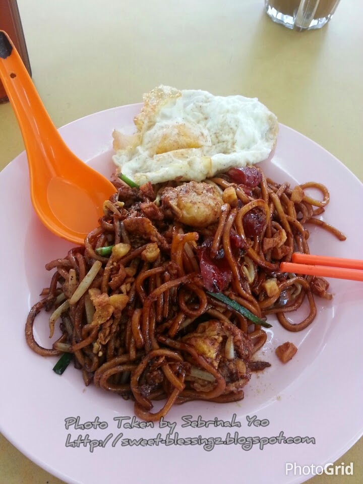 Hawker Food Review Char Kway Teow & Sabah Tuaran Mee Sebrinah Yeo