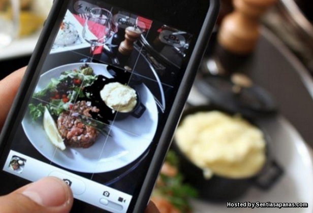 5 Gaya Selfie Yang Buat Orang Menyampah! Selfie Gambar Makanan