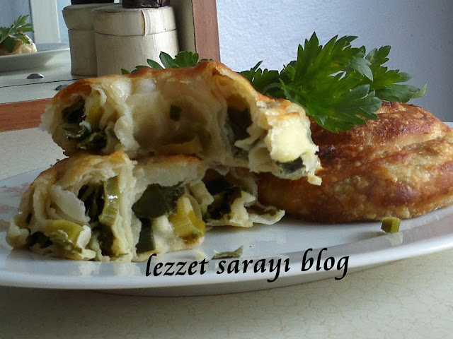 Ispanaklı Pırasalı Peynirli Gül Böreği Lezzet sarayı