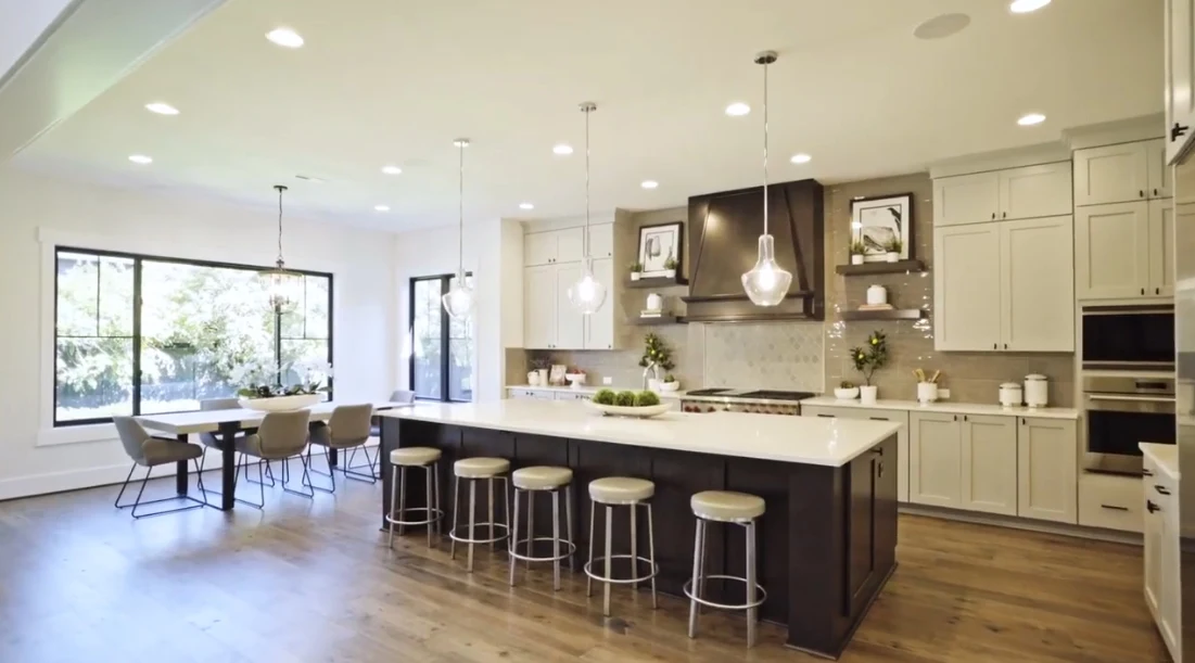 47 Interior Design Photos vs. 9988 NE 26th St, Bellevue, WA Luxury Home Tour
