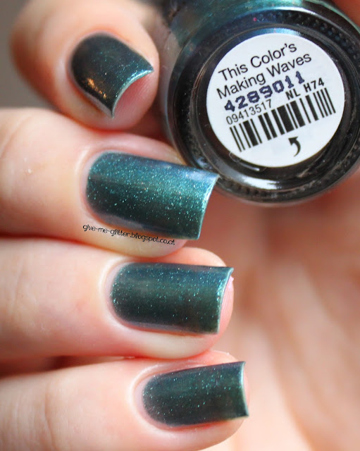 OPI - this color´s making waves