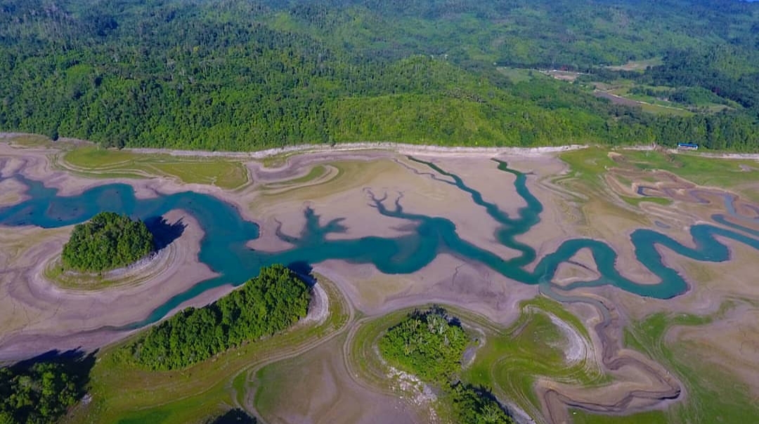 Travelplus Indonesia: Ini Keistimewaan Wujud dan Legenda Danau