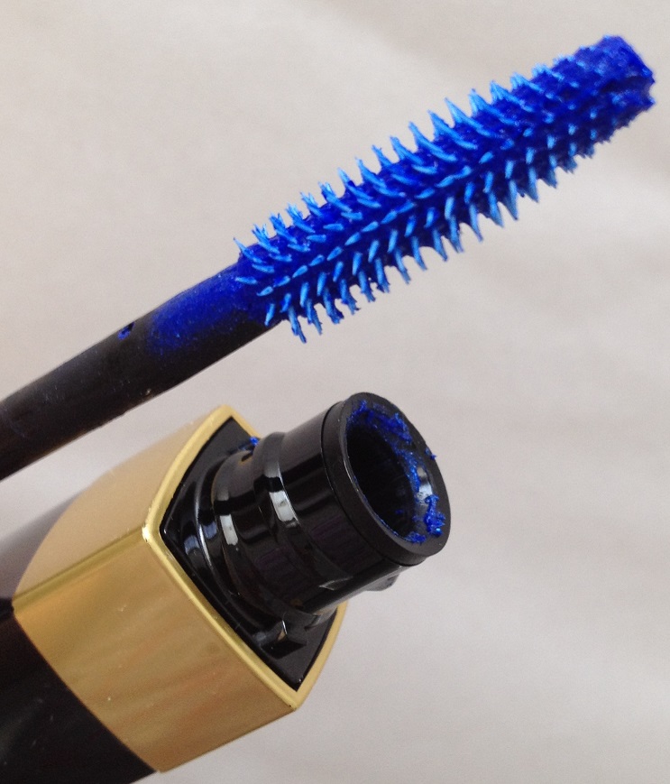 The Practigal CHANEL INIMITABLE Waterproof Mascara 57 Blue Note Review
